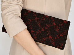 the 10 clutch in red