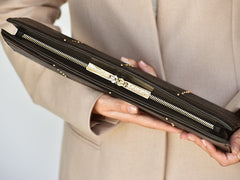 the 101 clutch in black