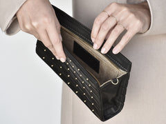 the 101 clutch mini in black