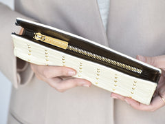 the 101 clutch mini in black & white